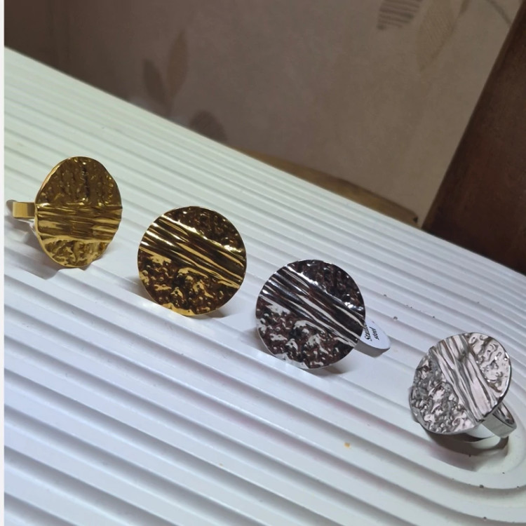 انگشتر زنانه فانتزی طلایی نقره ای استیل رنگ ثابت
