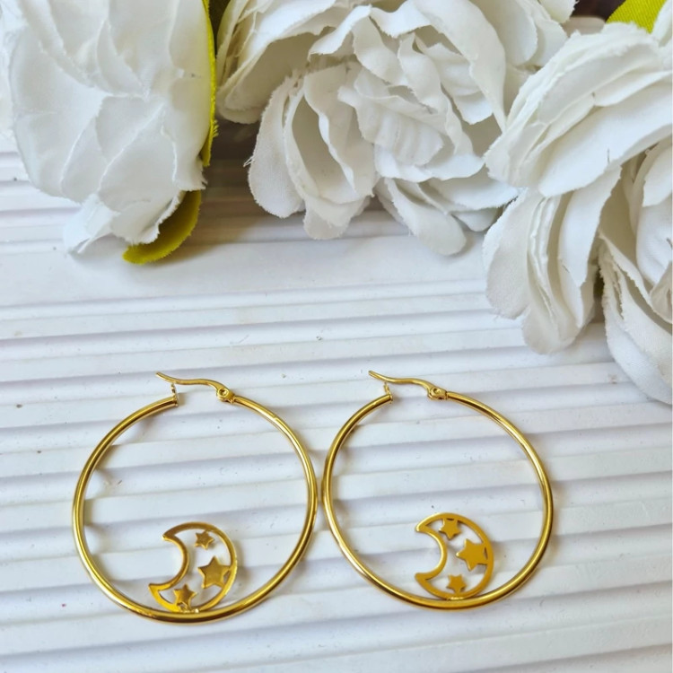 گوشواره زنانه حلقه ای ماه و ستاره طلایی استیل