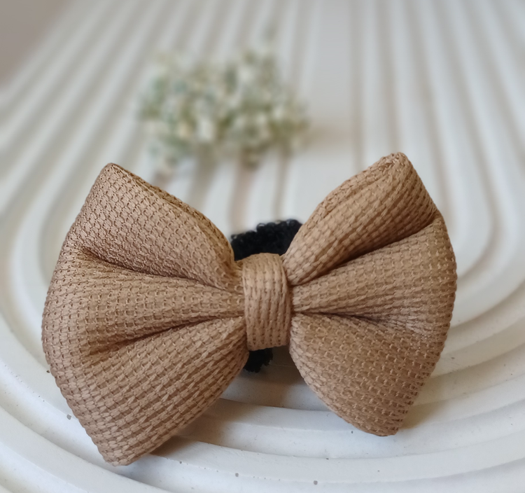 کش مو پاپیونی دست ساز پارچه ای نسکافه ای