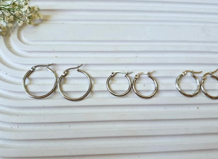 گوشواره حلقه ای ساده ترند در ۳ مدل قیمت مناسب